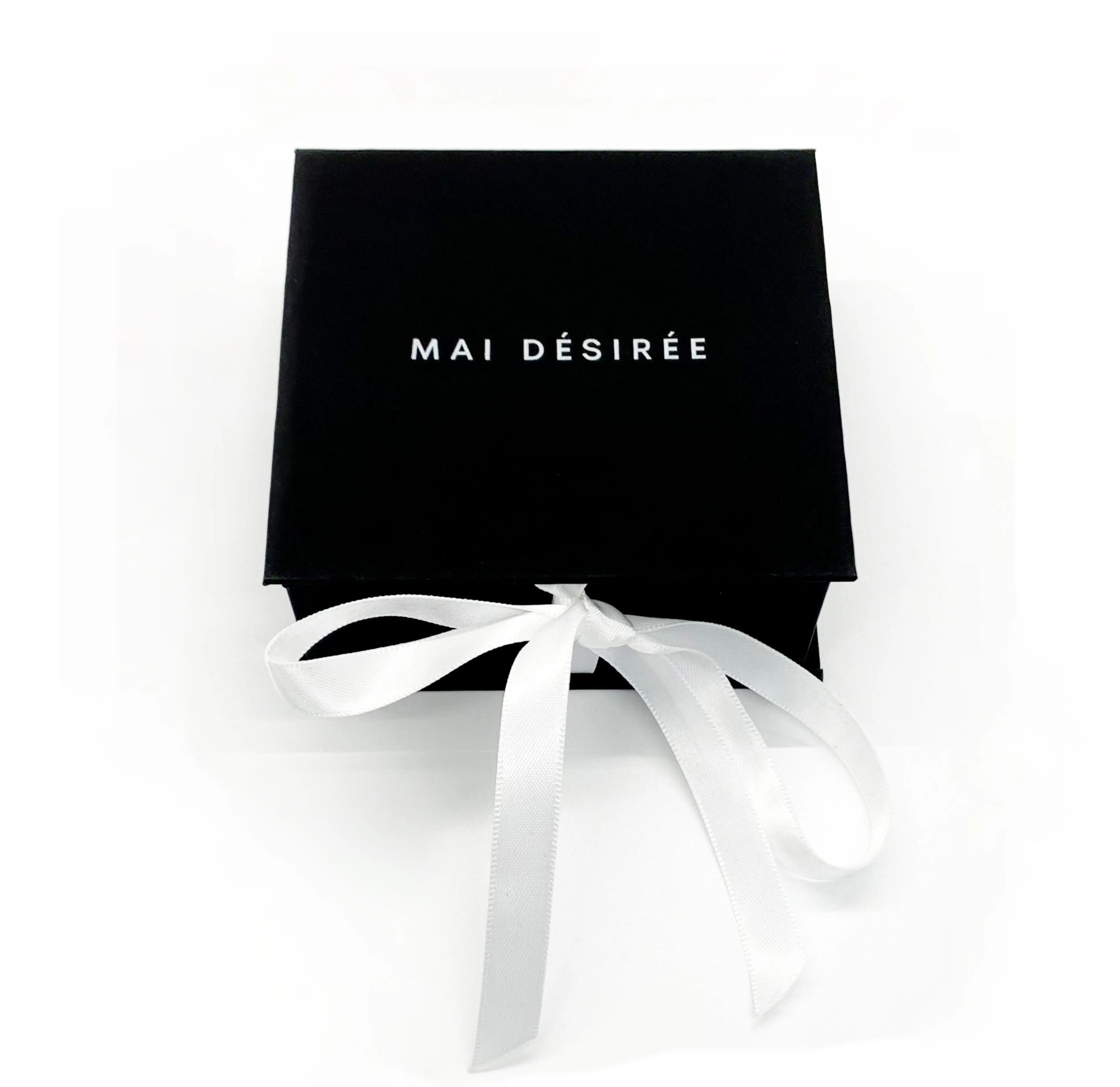 DEMI GOLD PEARL SIGNET RING