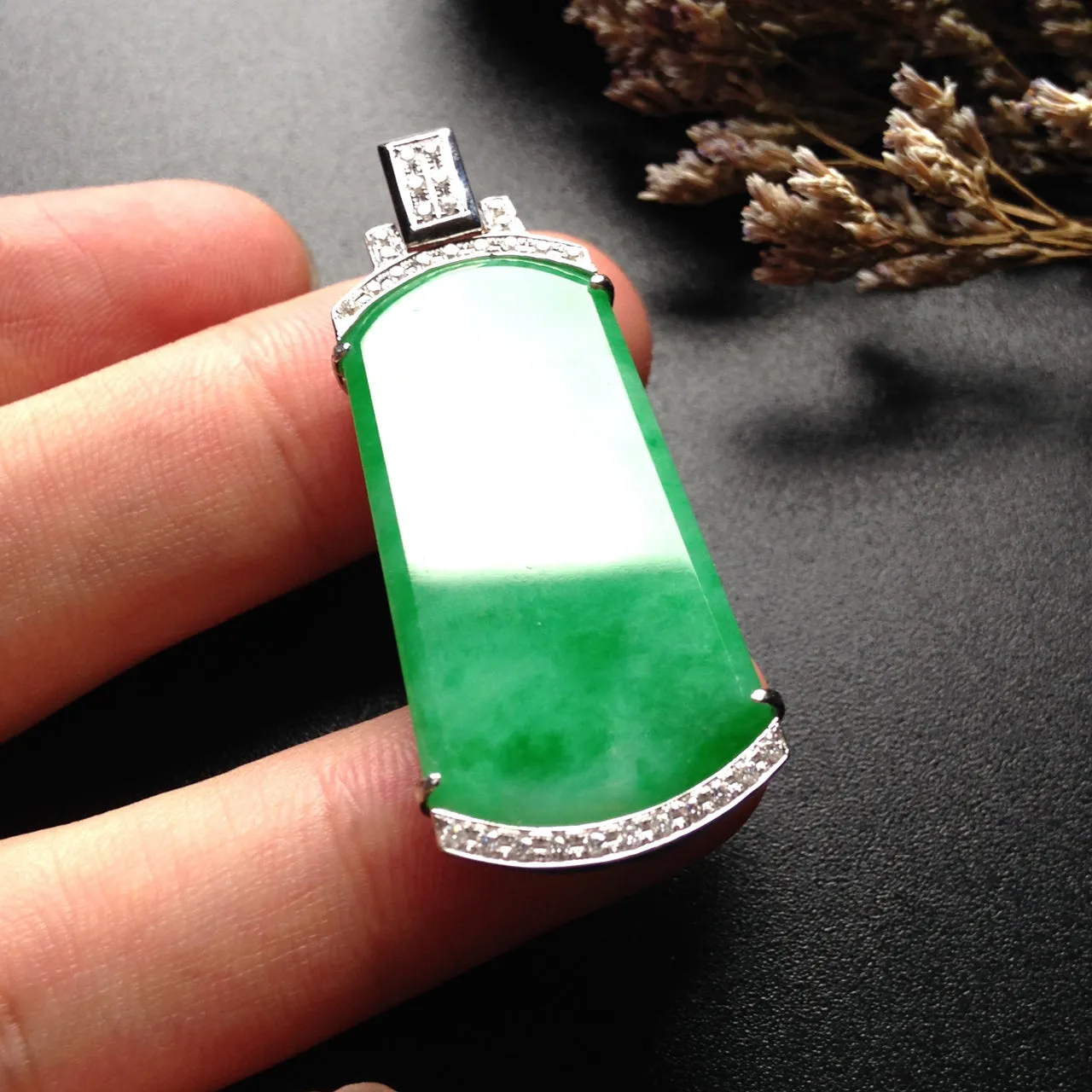Natural Jade Pendant Jadeite Gold Pendant PT440